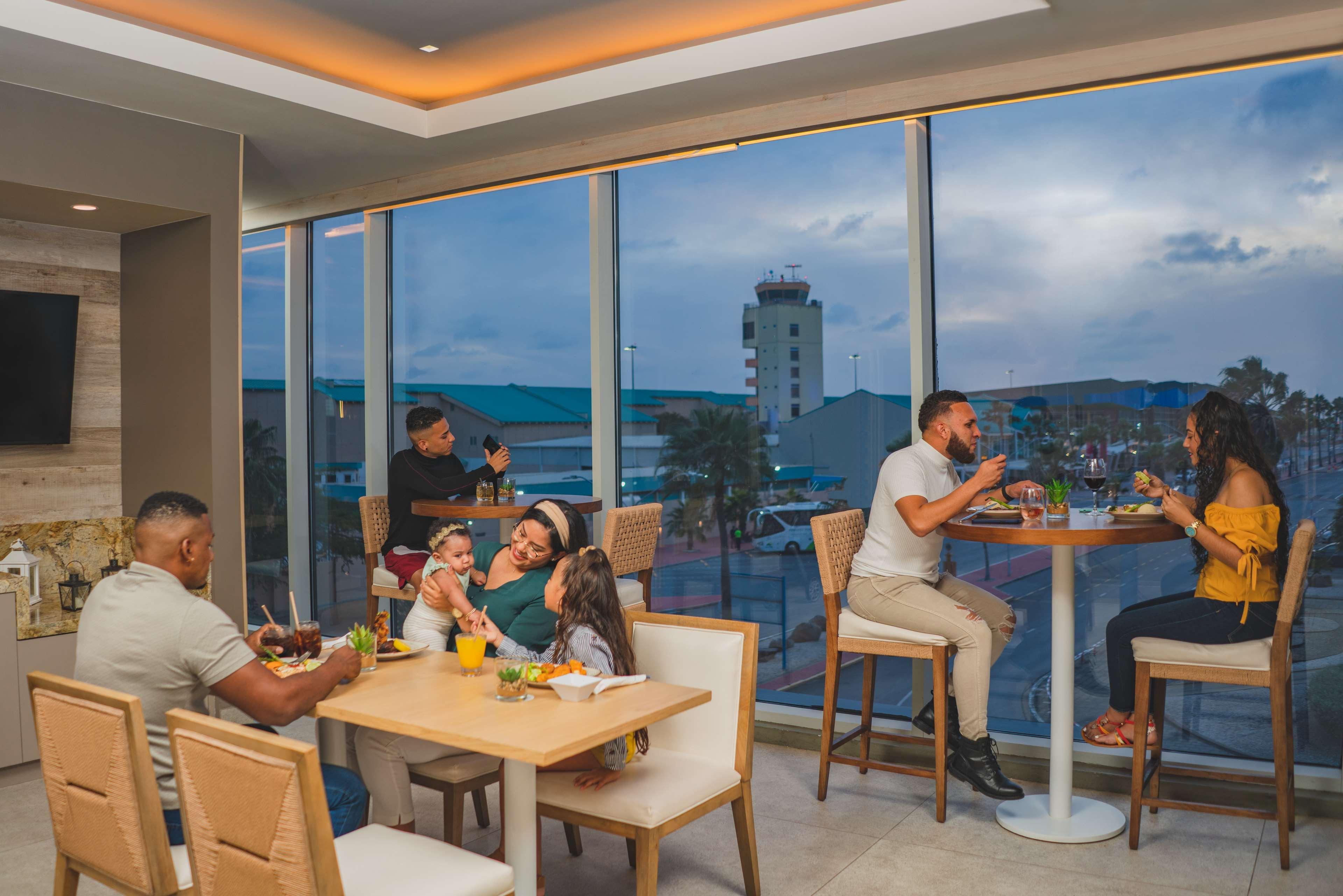 Hyatt Place Aruba Airport Ораньестад Экстерьер фото